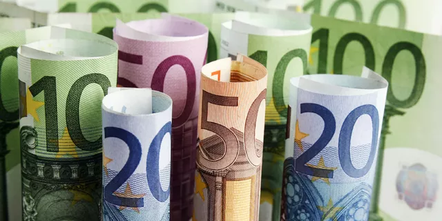 EUR/USD: 'Triple Top' led to decline