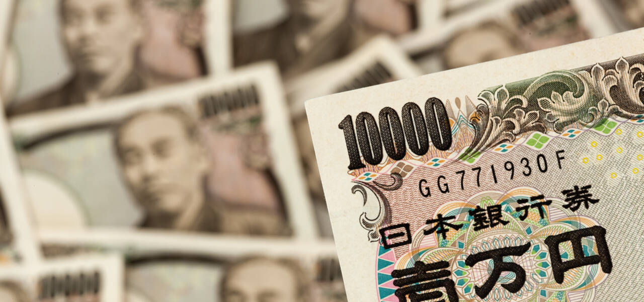 USD/JPY: the Dollar is under Cloud’s pressure