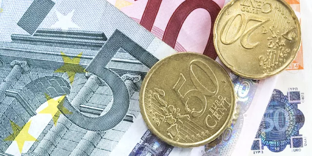 EUR/USD: bears faced with support