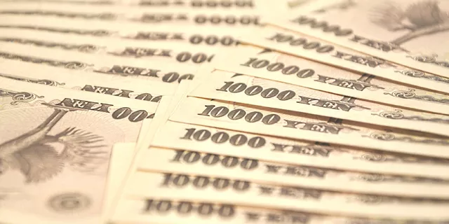 USD/JPY: bearish 'Tower'