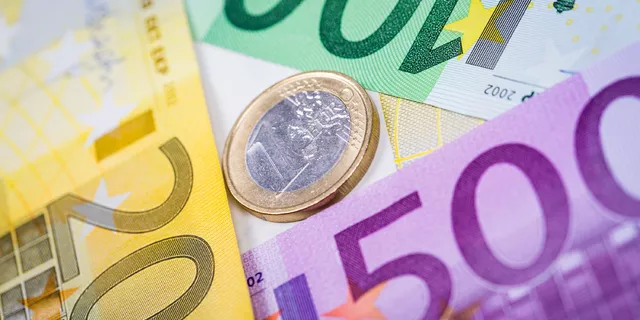 EUR/USD: market to test 34 Moving Average